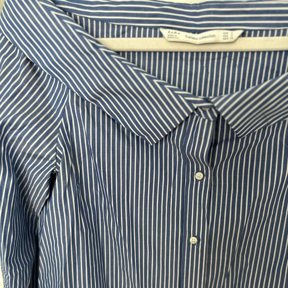 Zara Off The Shoulder White and Blue Stripped Button Down Shirt - Picture 2 of 2